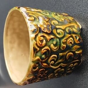 Vintage Inarco Japan 3- footed pottery planter #3255